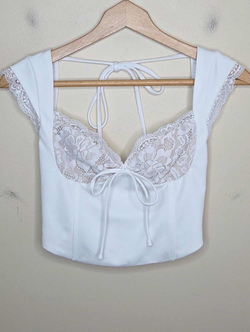 White Cream Lace Trimmed Corset Top Cap Sleeves Size XS Sweetheart Neckline
